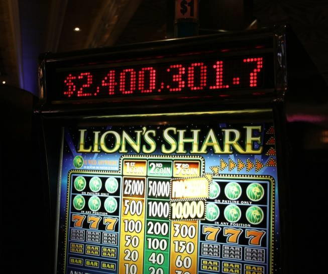 €155 Mobile freeroll slot tournament at Hippozino Casino