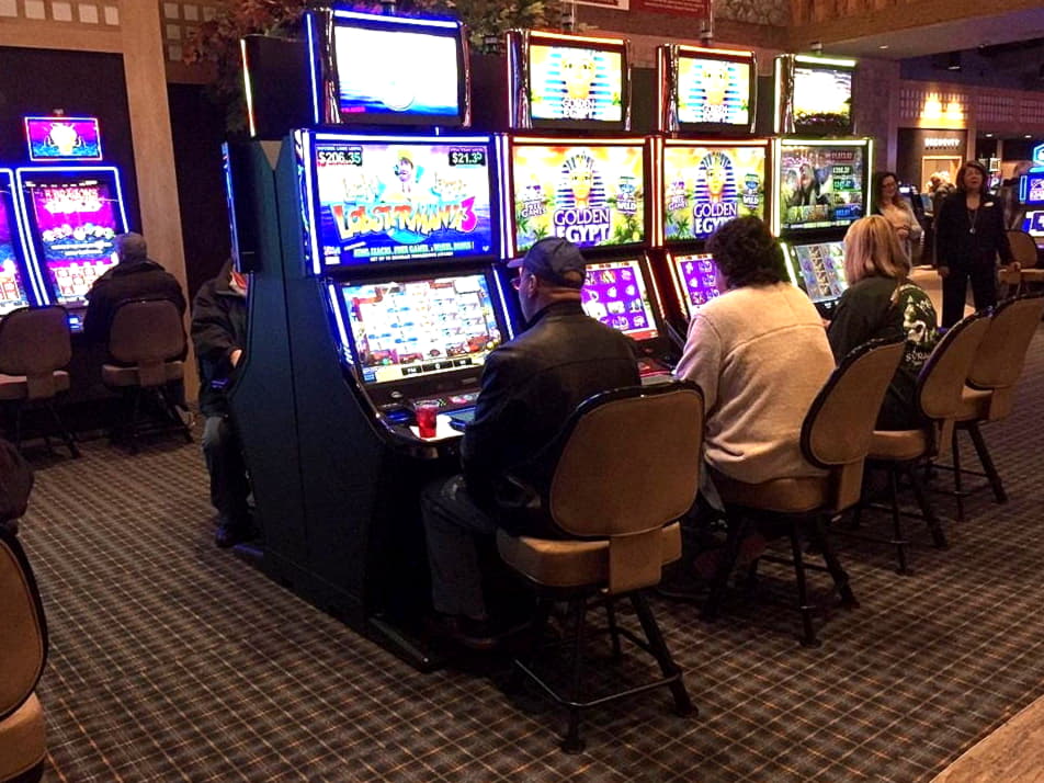 $735 NO DEPOSIT CASINO BONUS at Bet At Home Casino
