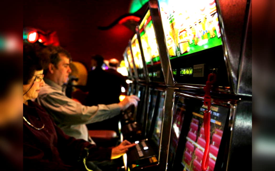 Eur 2780 NO DEPOSIT at Online Bets Casino