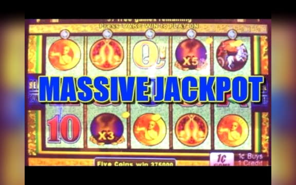75 free casino spins at Spin Palace Casino