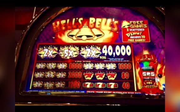 $570 Mobile freeroll slot tournament at Vera and Jhon Casino