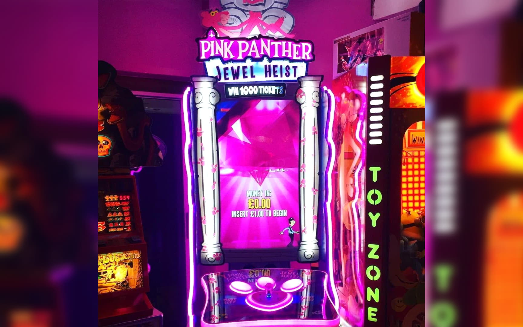 $270 Daily freeroll slot tournament at BGO Casino