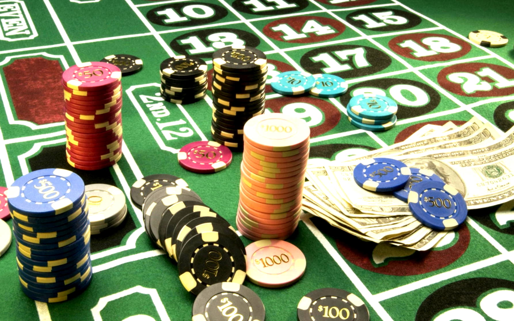 Eur 2445 no deposit bonus casino at bWin Casino
