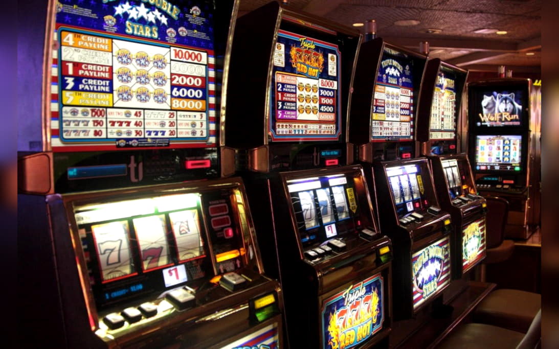 $285 Mobile freeroll slot tournament at Jackpot City Casino