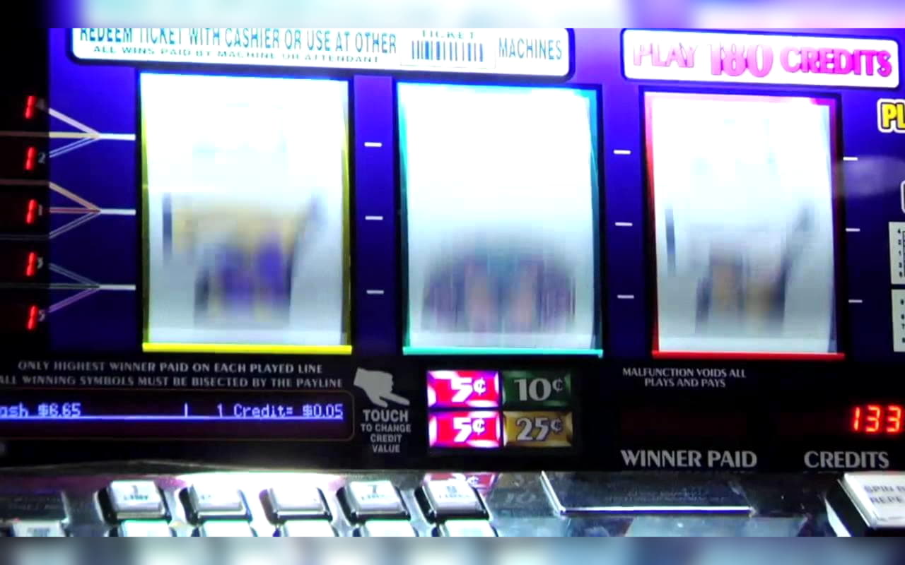£777 Daily freeroll slot tournament at Europa Casino
