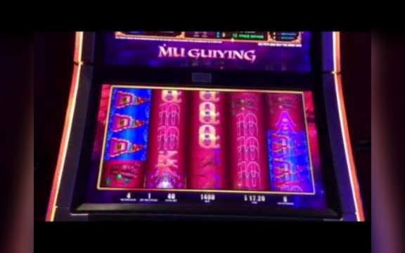 EUR 333 Daily freeroll slot tournament at Alf Casino