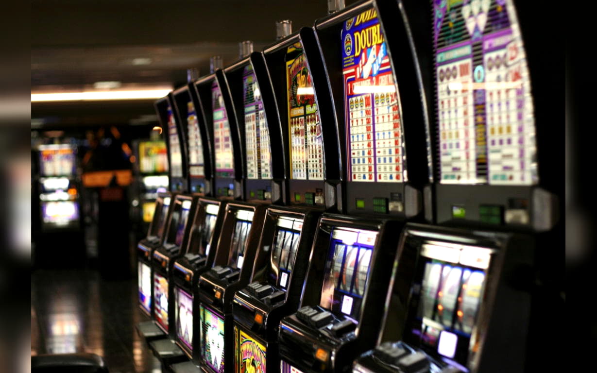 99 FREE SPINS at 7 Reels Casino