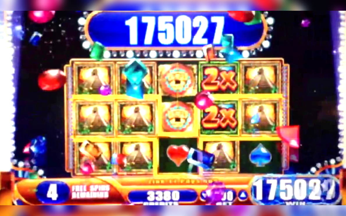 $670 Daily freeroll slot tournament at Casino Cruise