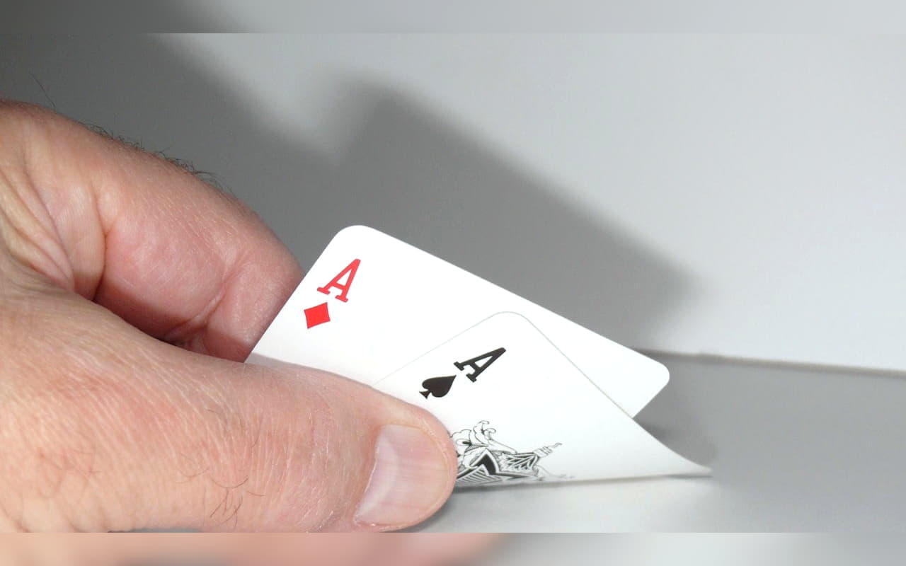 €575 Free Chip at Hippozino Casino