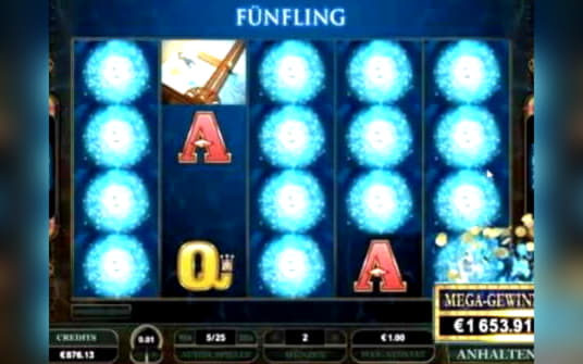 €885 Daily freeroll slot tournament at Hippozino Casino