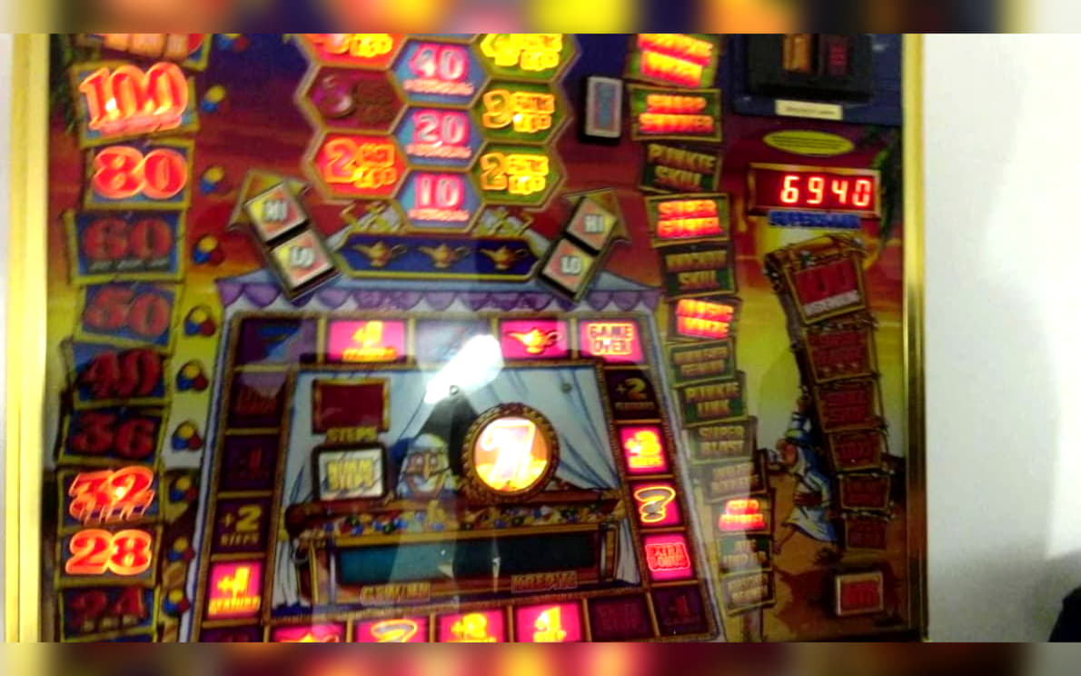 225% Deposit match bonus at Hippozino Casino