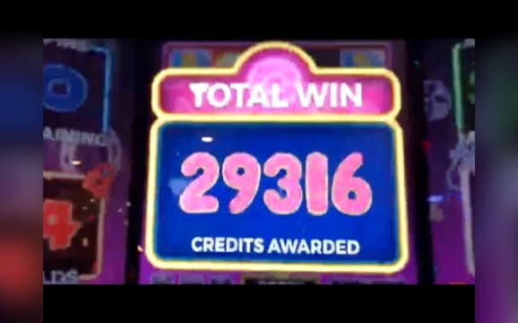 260% Signup casino bonus at Leo Dubai Casino