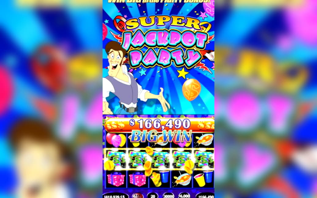 225 FREE SPINS at Casino Luck