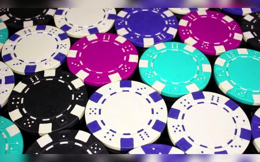 €4515 No deposit bonus casino at Bet At Home Casino