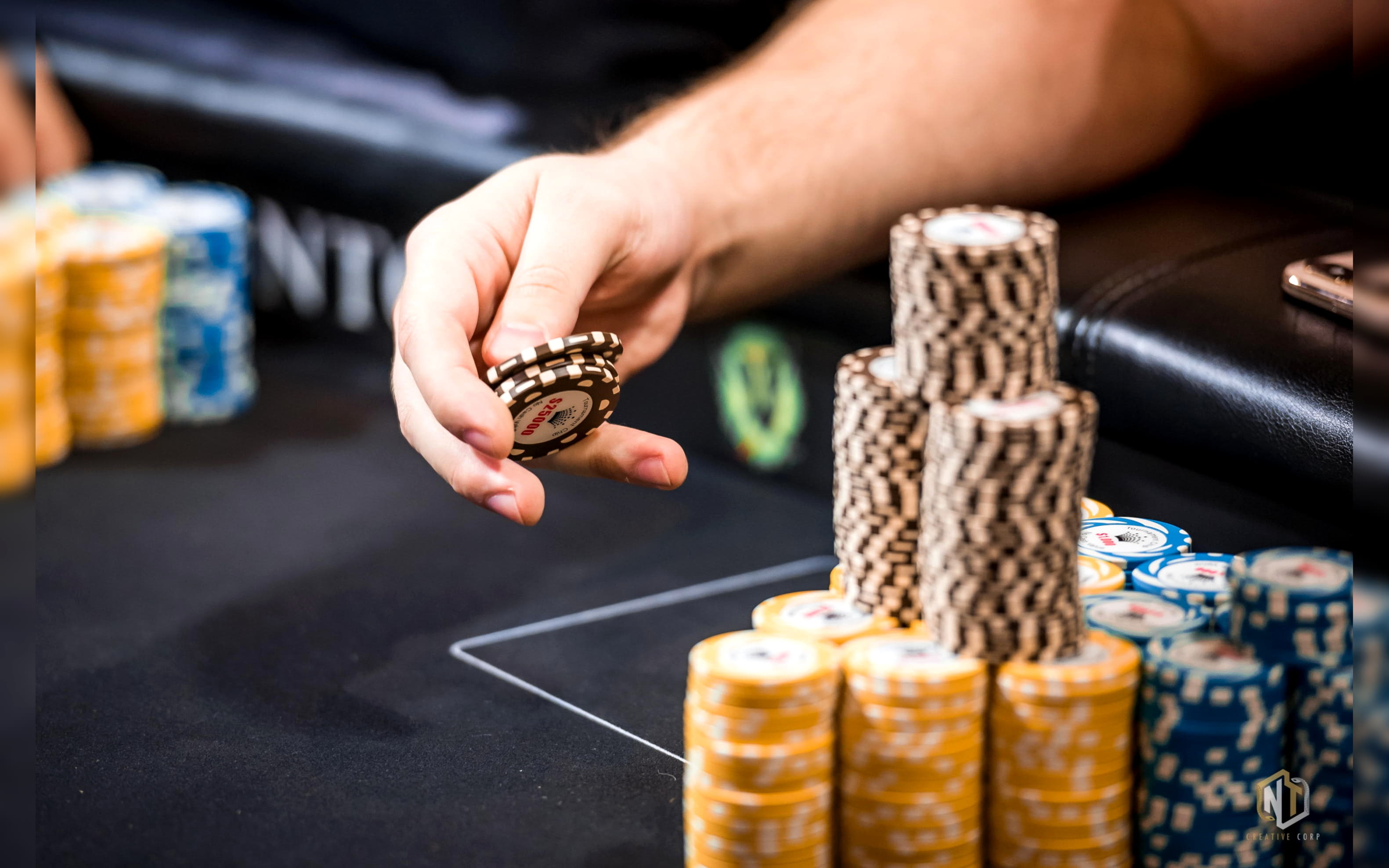 €775 Mobile freeroll slot tournament at Bet At Home Casino