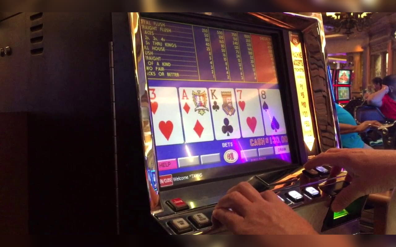 EUR 555 free chip casino at BGO Casino