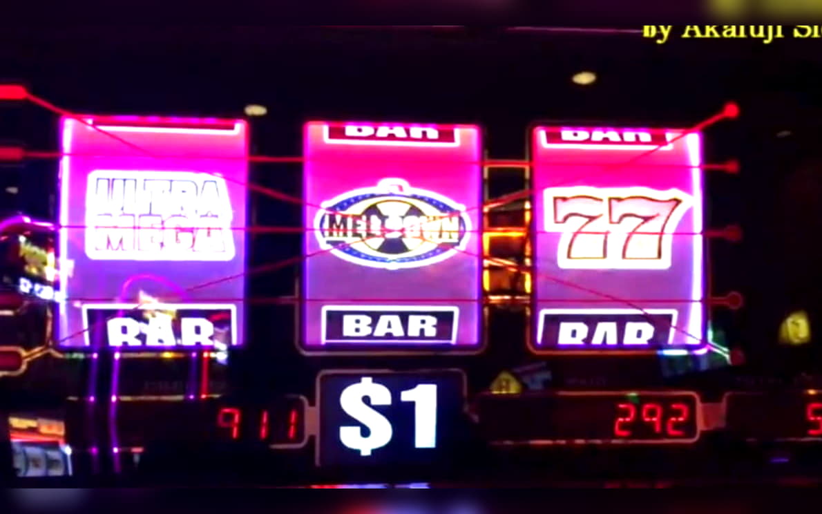 €700 Daily freeroll slot tournament at Dunder Casino
