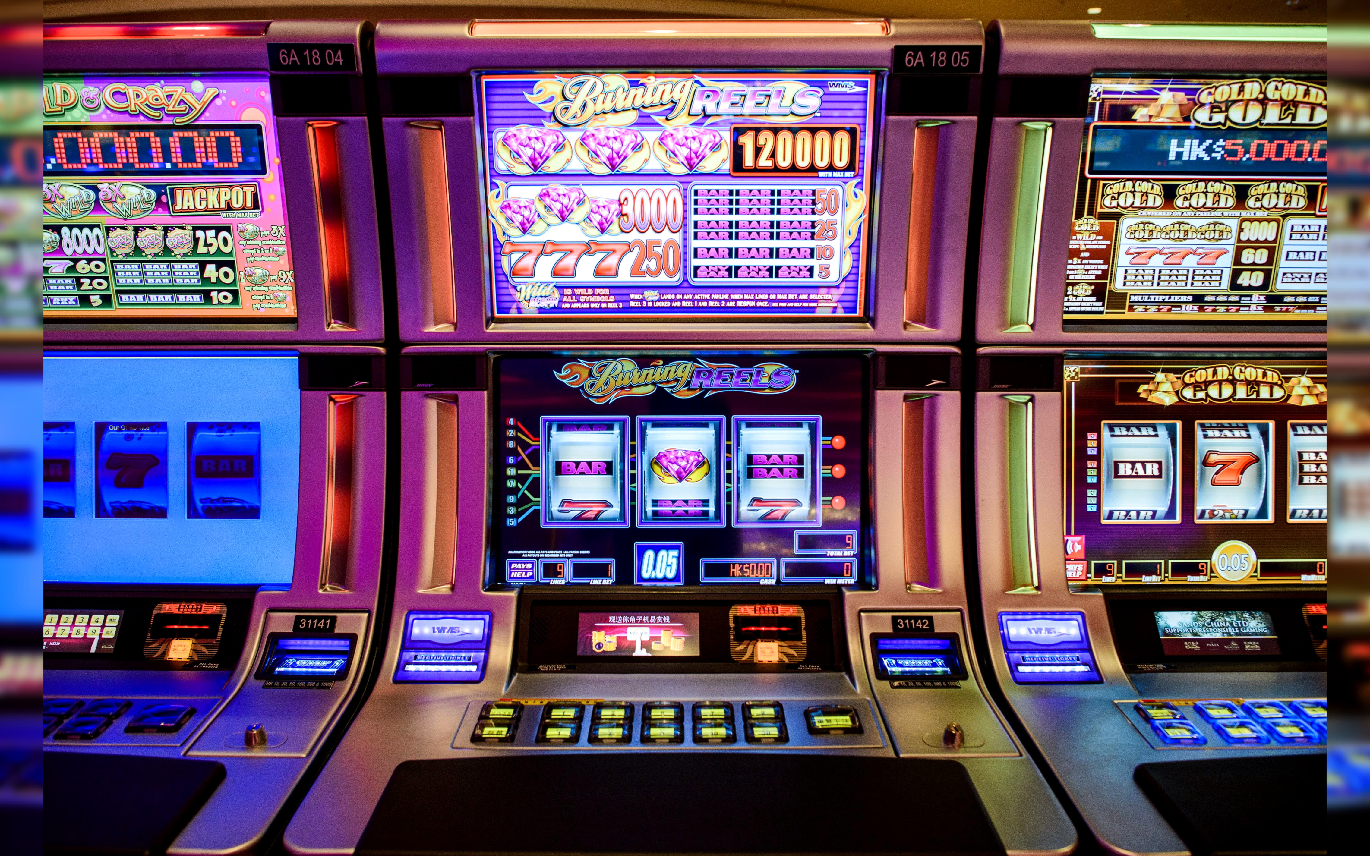 180 FREE SPINS at Jackpot City Casino