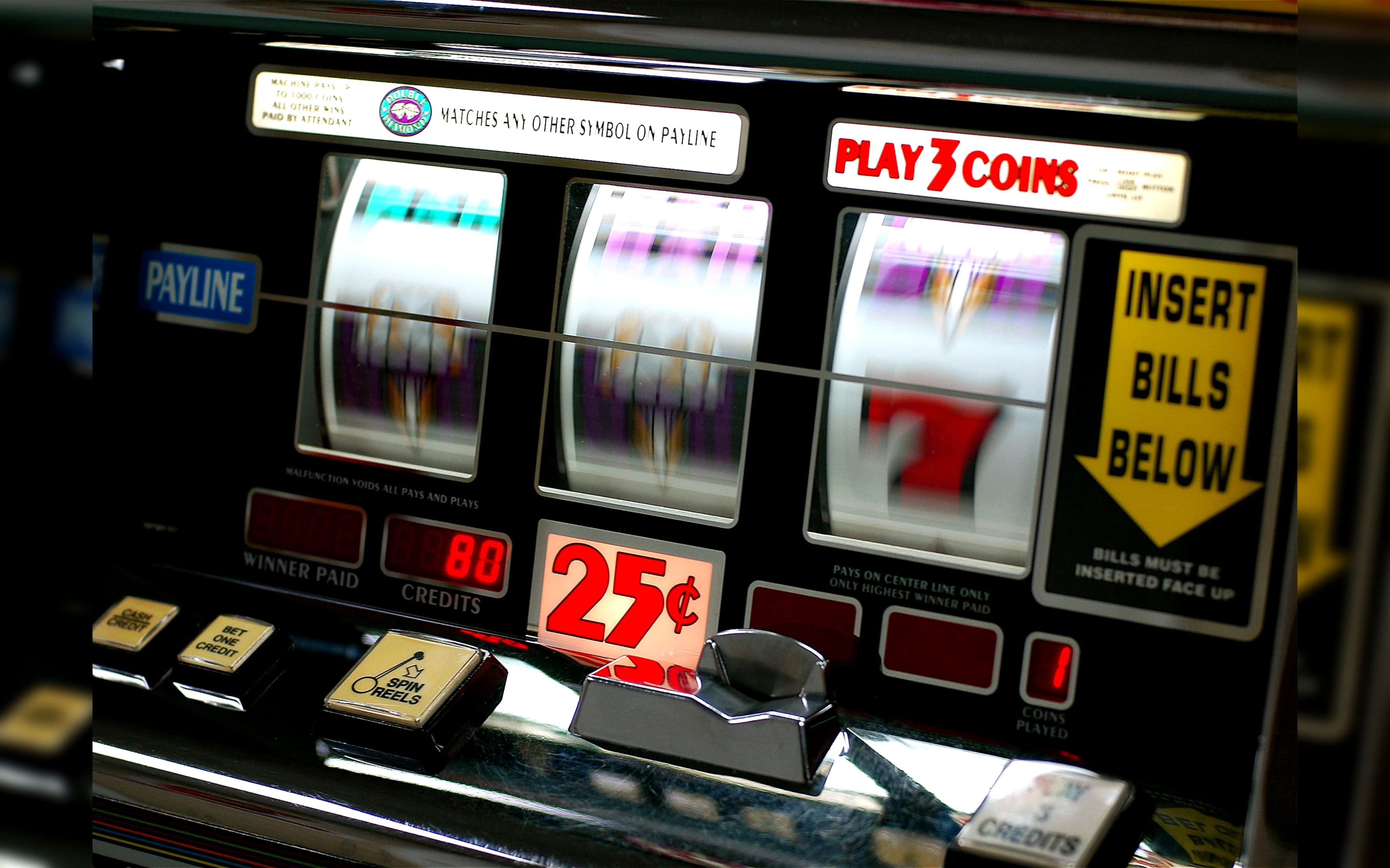 80 free casino spins at William Hill Casino