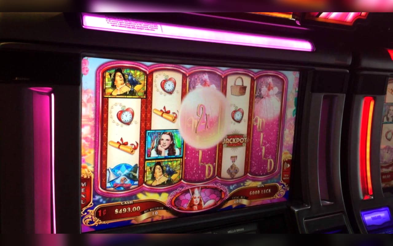 $640 Mobile freeroll slot tournament at Rizk Casino
