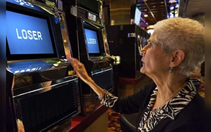 €195 Daily freeroll slot tournament at Casino com