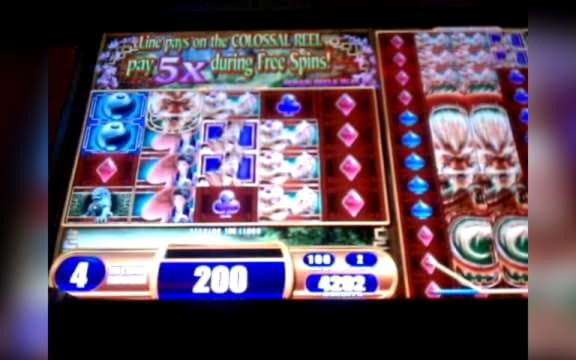 180 Free casino spins at Europa Casino