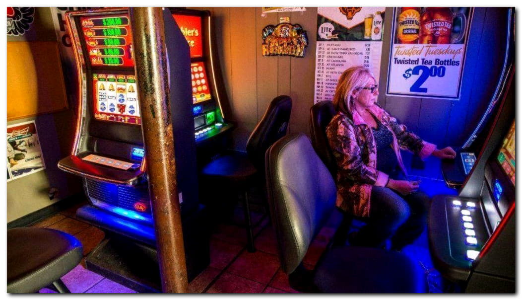 100 FREE Spins at 888 Casino