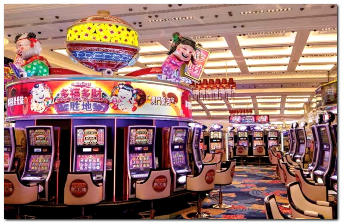 $590 Free Casino Ticket at Slots Billion Casino